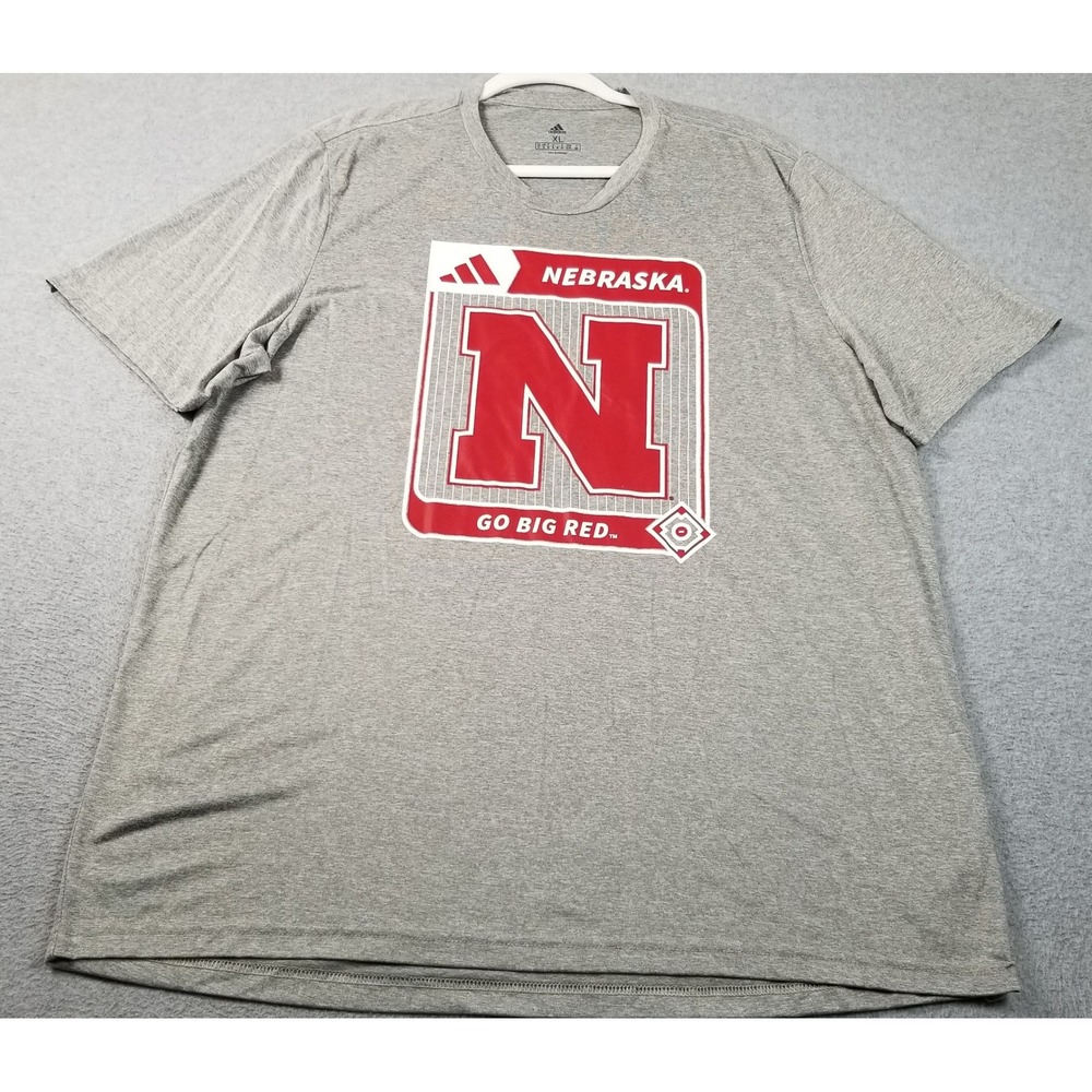 Nebraska Huskers T Shirt Men's XL Gray Go Big Red Graphic Tee Stretch Game Day